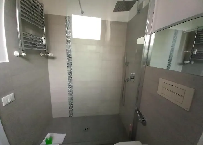 Lungotevere Holidays *