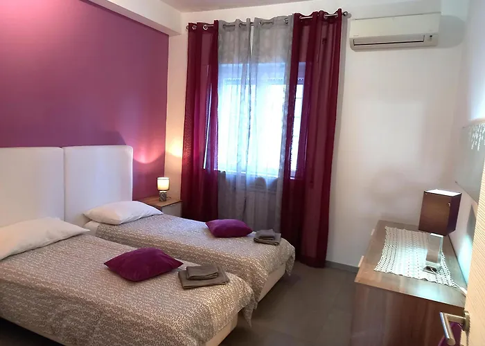 Lungotevere Holidays * Rom