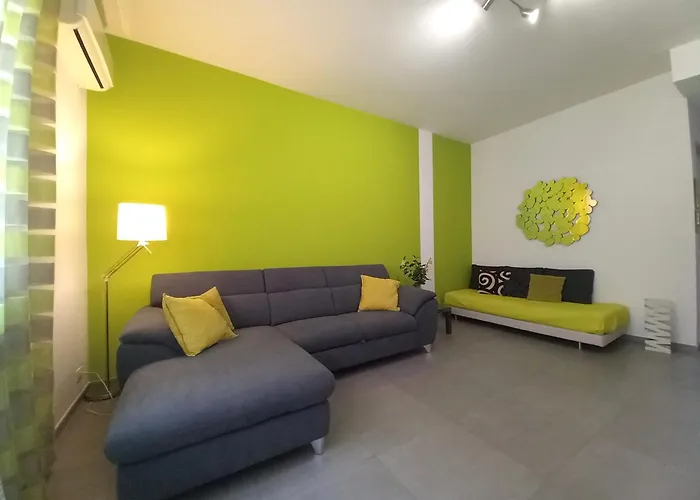 Lungotevere Holidays *